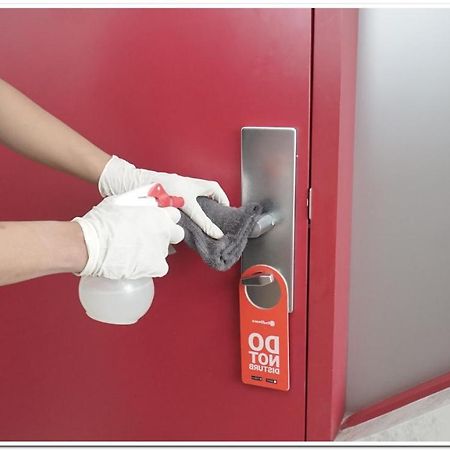 Reddoorz Plus Near Dharmawangsa Square Jakarta Luaran gambar